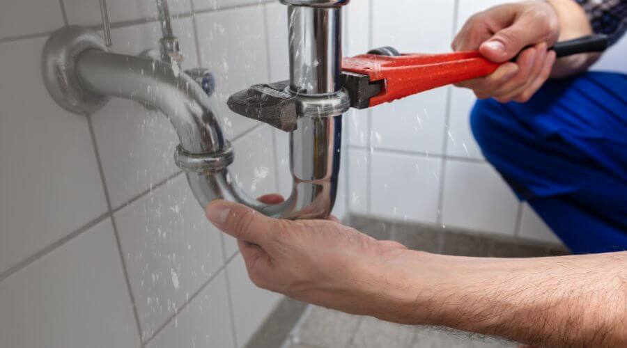 Electric tankless water heater installation in Lost Springs, WY